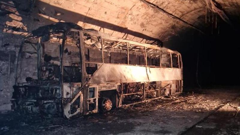 Il Pullman Di Turisti Va A Fuoco In Una Galleria SullA12 Oltre 30