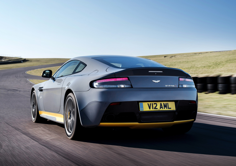 Aston Martin Vantage (2016-18) (4)