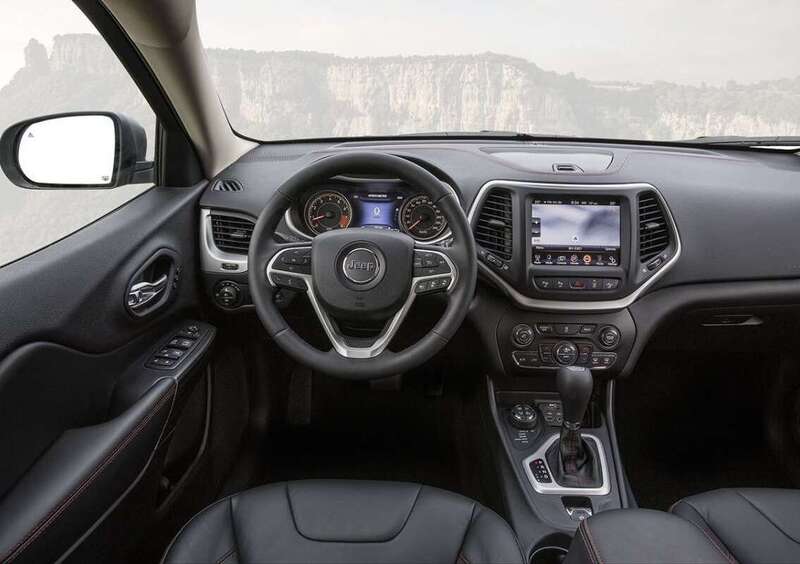 Jeep Compass (2017-25) (17)
