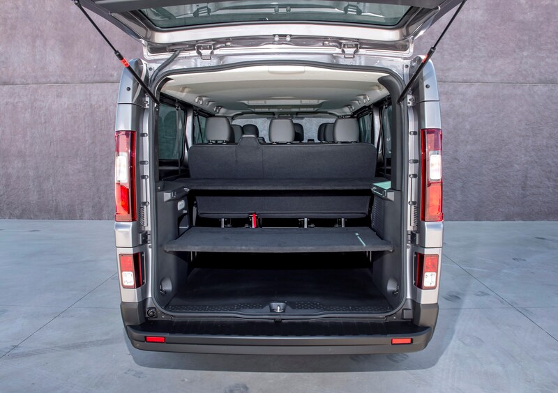 Nissan NV300 (2016-22) (41)