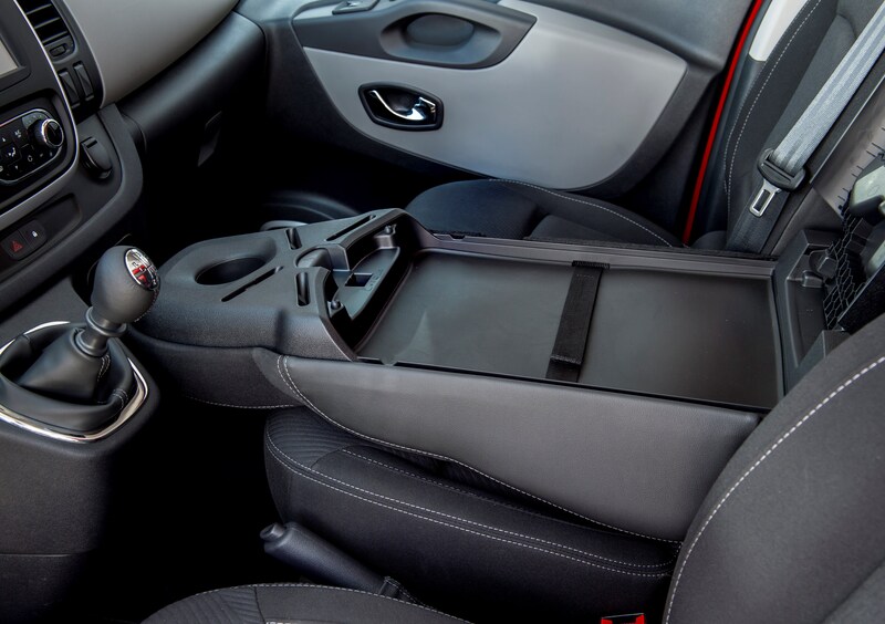 Nissan NV300 Furgone (2016-22) (13)
