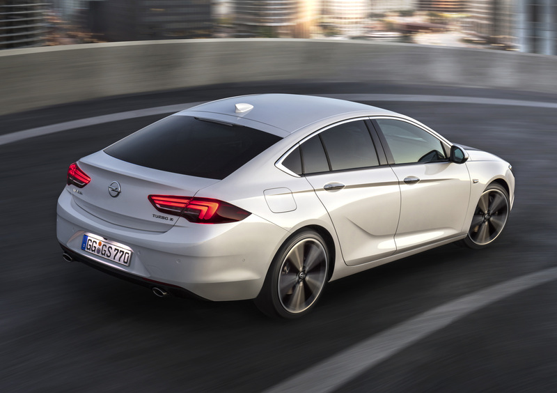 Opel Insignia (2017-22) (21)