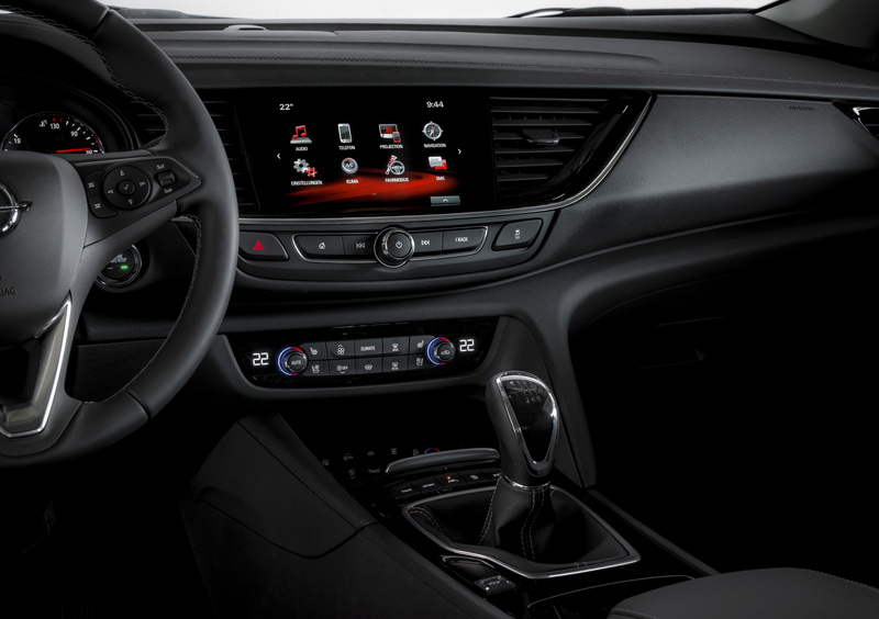 Opel Insignia Station Wagon (2017-22) (18)