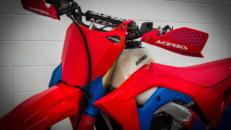 Acerbis: tabella portanumero Raptor