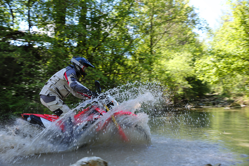 Honda CRF 250 L. L&#039;enduro non &egrave; mai stato cos&igrave; facile