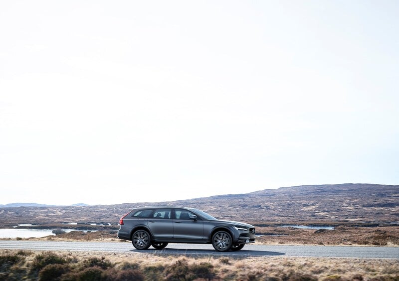 Volvo V90 Cross Country (2016-24) (12)