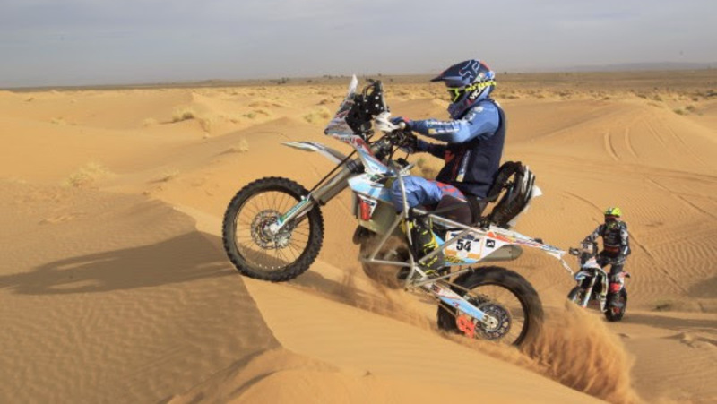 Storica impresa per Nicola Dutto: il pilota taglia il traguardo del Merzouga Rally