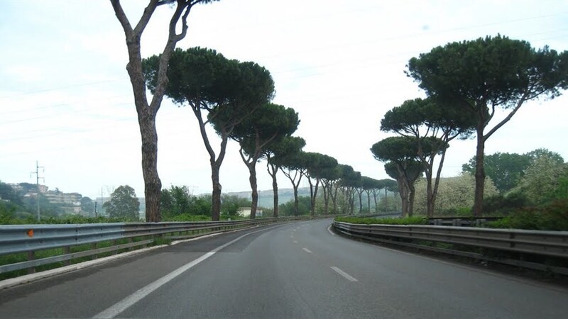 Roma, via Cristoforo Colombo: limite a 30 Km/h, un torto ai romani