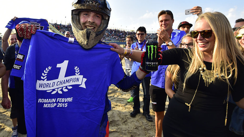 Febvre campione MXGP 2015. Simpson e Gajser vincono ad Assen