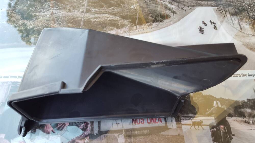 Burgman 150 Porta Oggetti Suzuki (4)