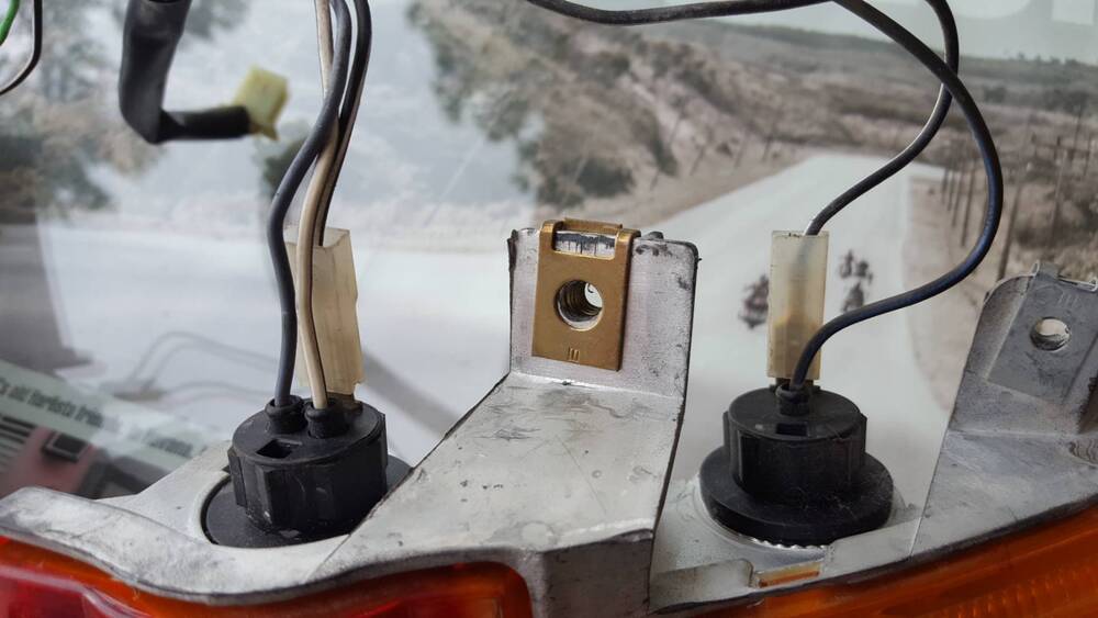 Burgman 150 Fanale Post. Suzuki (6)