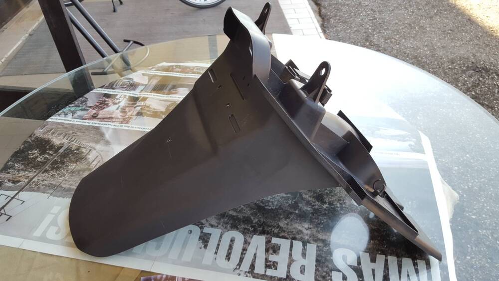 Burgman 150 Parafango Suzuki