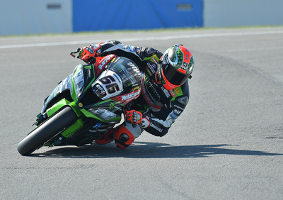 SBK. Sykes conquista la Superpole a Donington