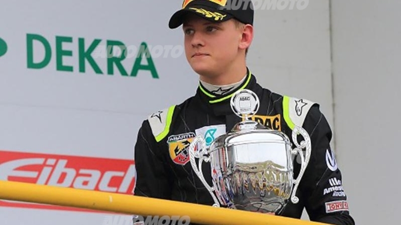 Schumacher Jr. &quot;best rookie&quot; all&#039;esordio in Formula 4