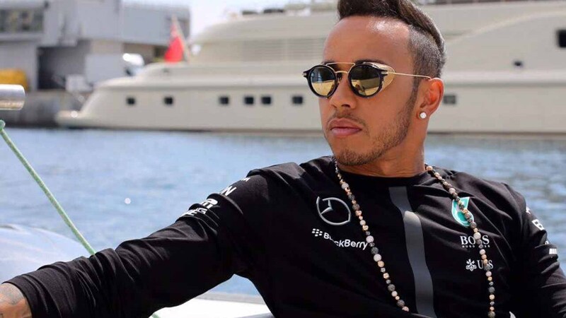 F1, Montecarlo 2015: Hamilton firma per altri tre anni con Mercedes