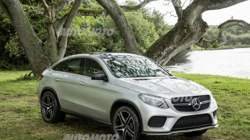 Mercedes GLE 450 Coup&eacute;: un ruolo da protagonista in &quot;Jurassic World&quot;