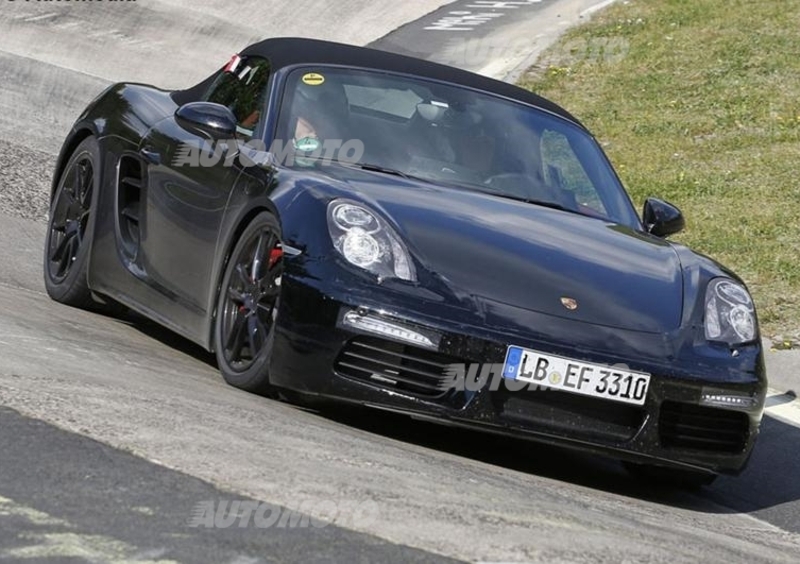 Porsche Boxster: beccata la versione restyling