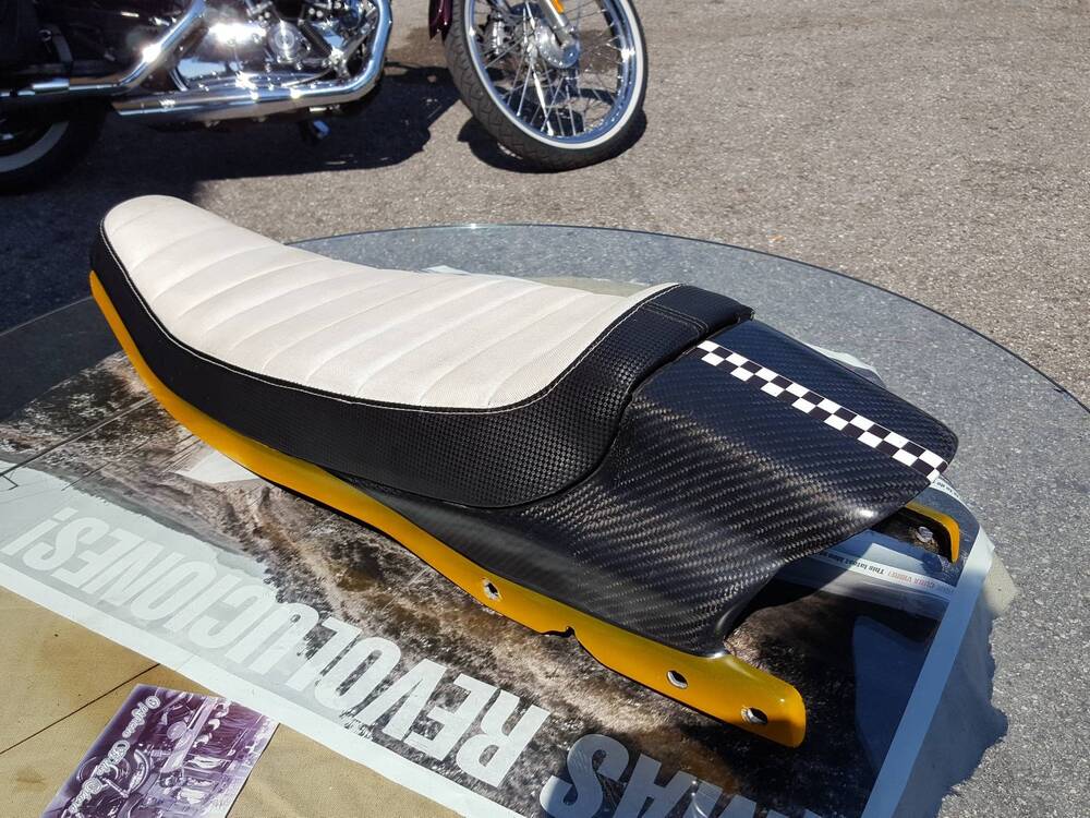 Sella e Codino Sportster Harley-Davidson (3)