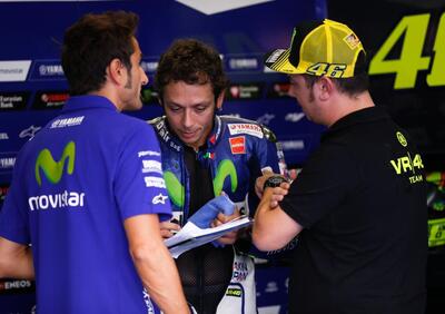 MotoGP 2015. Rossi e Lorenzo impegnati nei test Yamaha ad Aragon