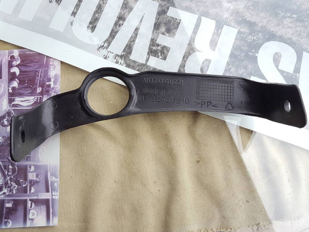 Breva 750 Copertura Moto Guzzi (4)