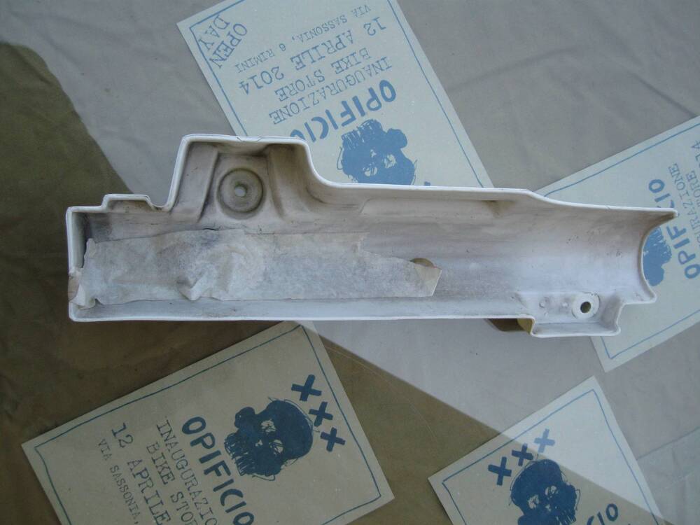 protezione fodero Moto Guzzi Protezione fodero (2)