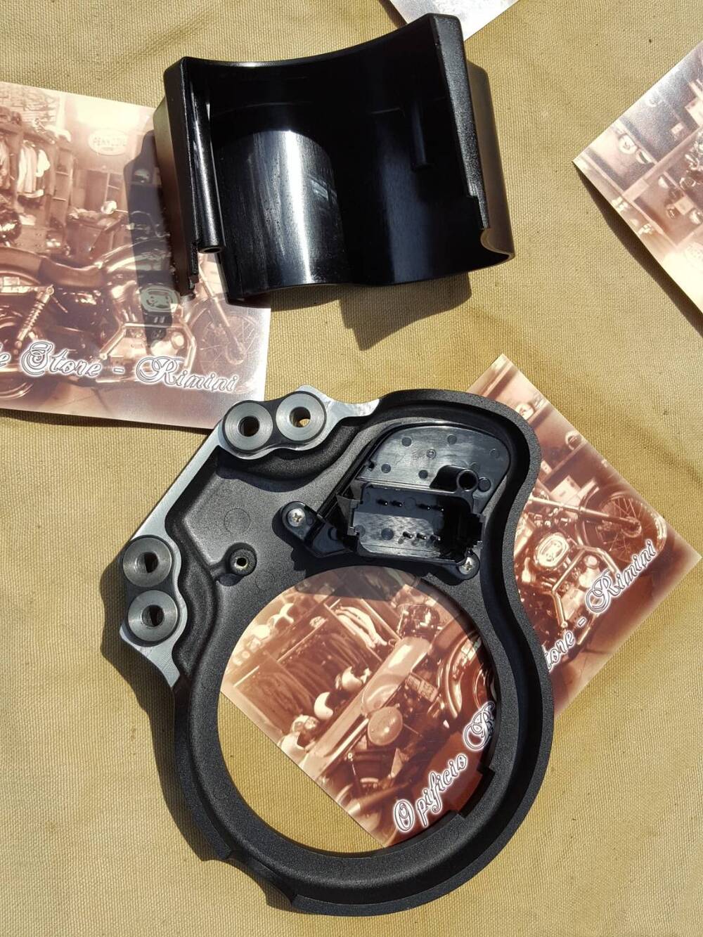 Scocca Strumentazione Triumph (4)