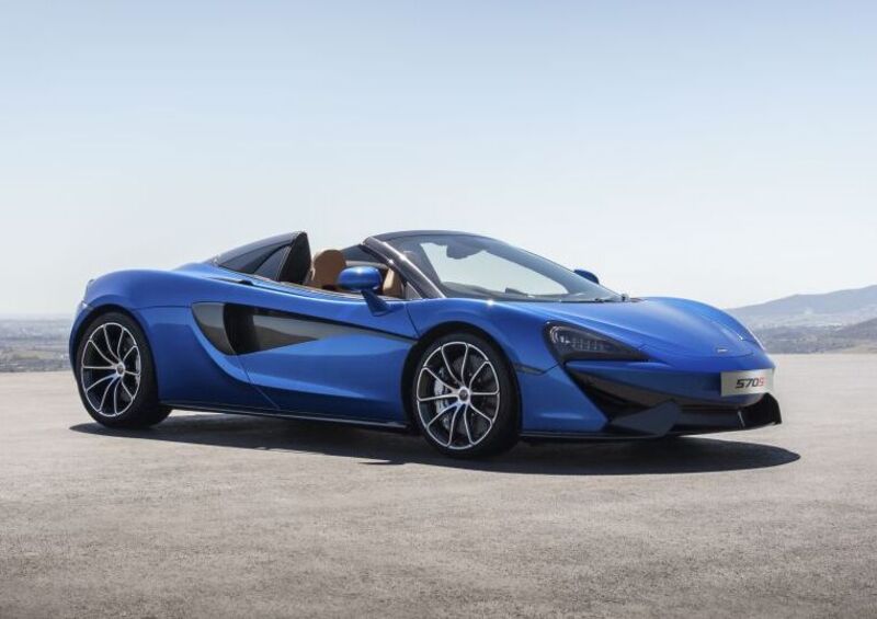 McLaren 570S Spider, terza via