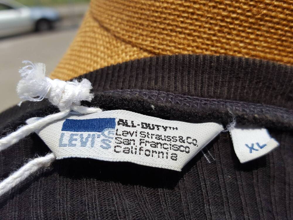 Maglietta Levi's XL (6)