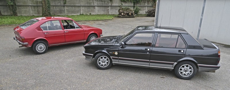 Il nostro quarantenne &ldquo;taxi&rdquo; Alfasud e Giulietta Autodelta. Dieci anni circa di differenza stilistica tra le due. Caratteristico Alfa &egrave; il disegno della porta posteriore, sempre di grande personalit&agrave;. Queste auto non si asomigliano in nulla, anzi. Ma erano riconoscibili al cento per cento come Alfa e nient&#039;altro che Alfa. Non vi son certo somiglianze con la Bmw serie 3 nella vista di fiancata...Giulia, Giulia...per&ograve; ci piaci anche tu