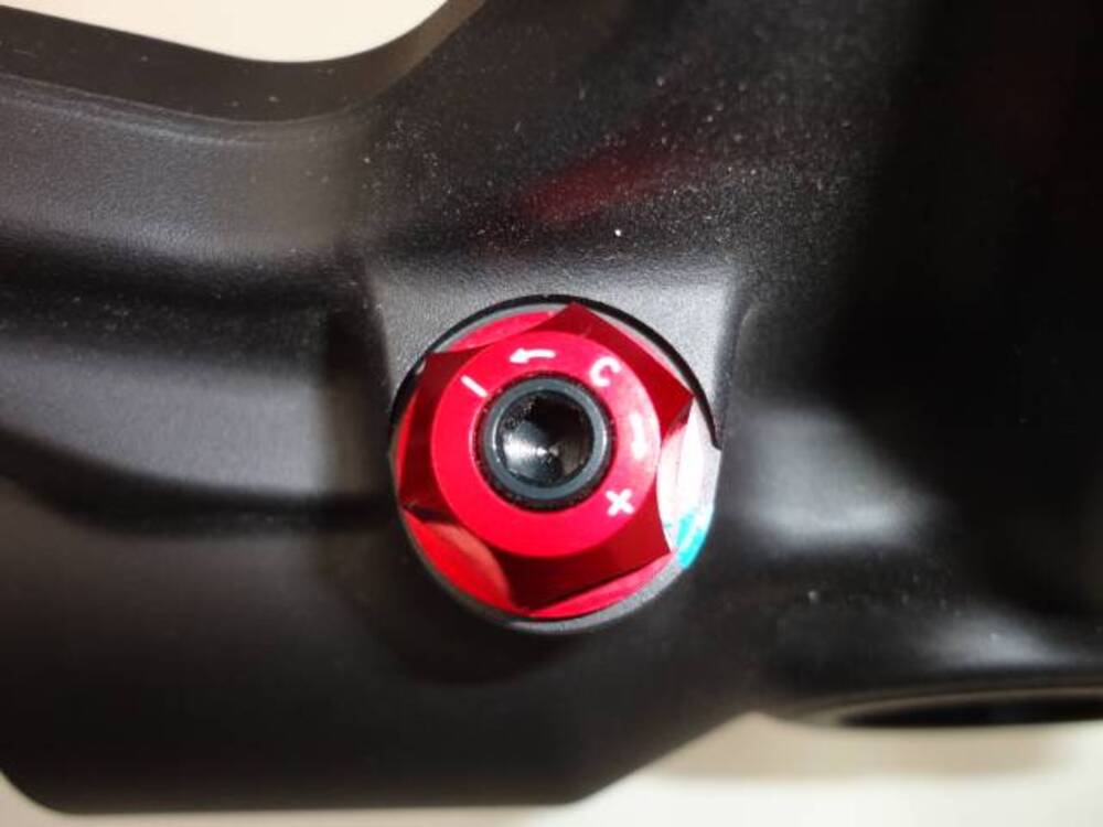 Forcella Ducati Panigale Marzocchi (3)