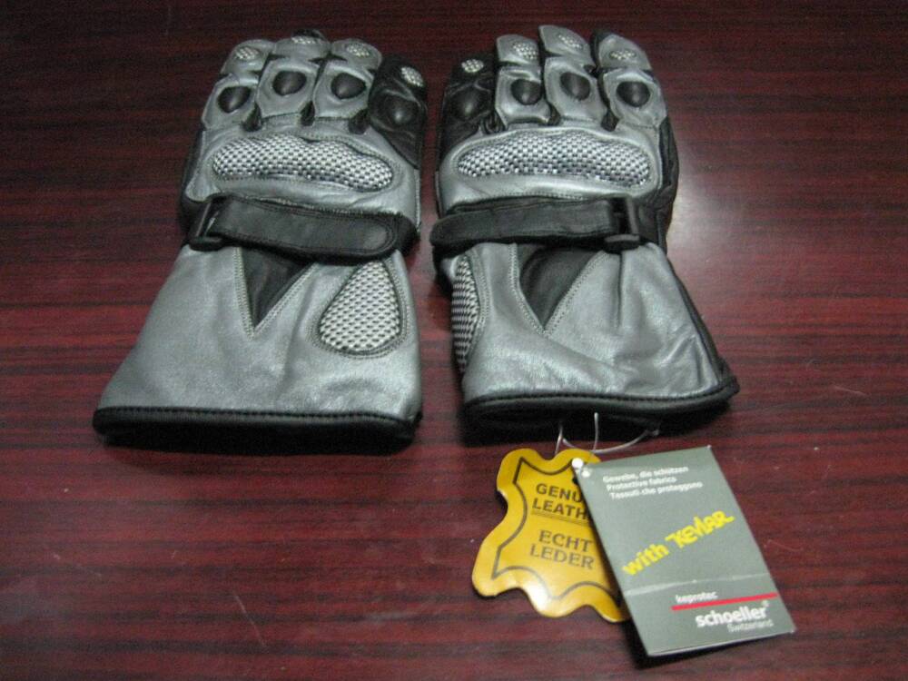 Guanti X-Tech Guanti (2)