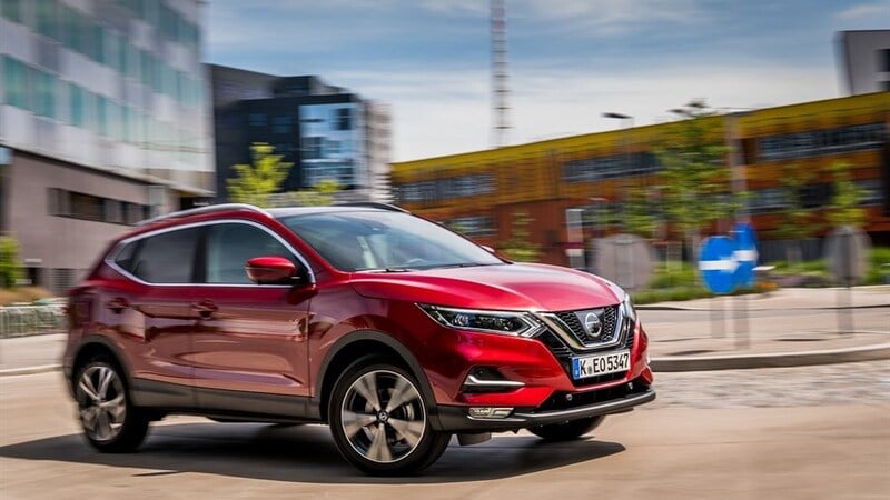 Nissan Qashqai 2017 restyling: nuova nel look e nelle dotazioni [Video Primo Test]