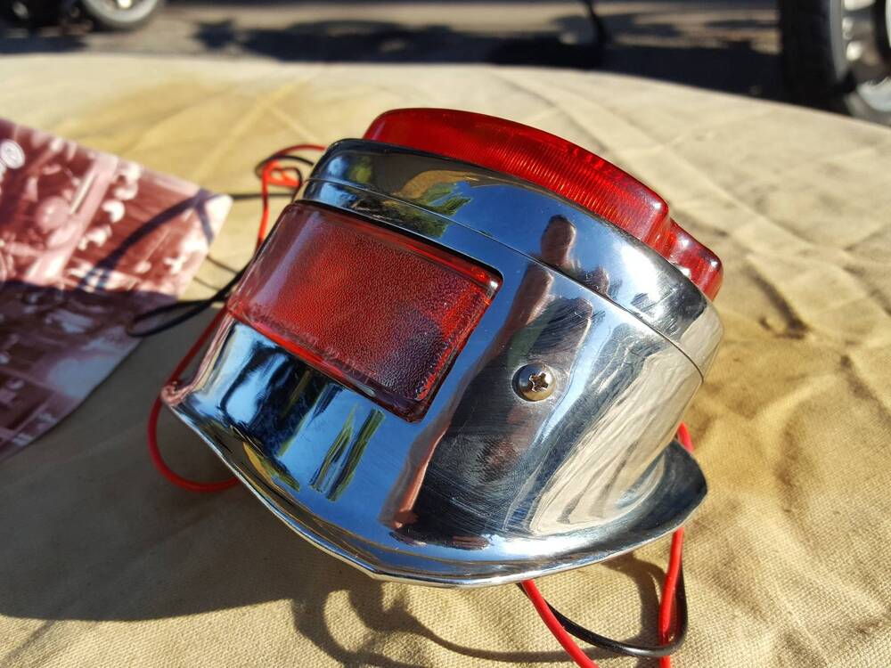 Fanale posteriore Zodiac per Harley Davidson (2)