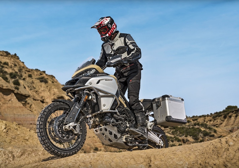 Ducati Multistrada 1200 Enduro Multistrada 1200 Enduro Pro (2017 - 18) (6)