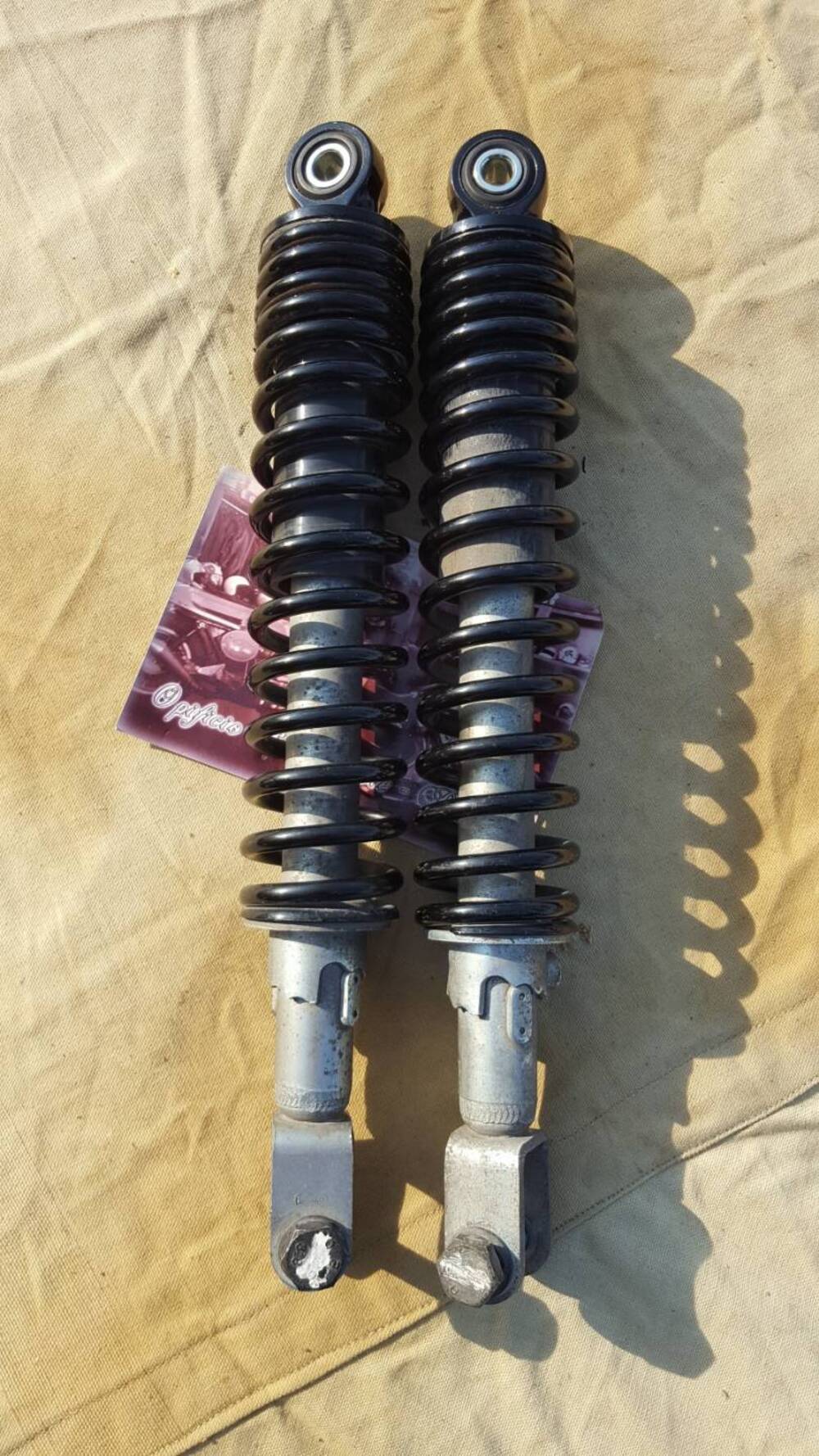 Burgman150 Ammortizzatori Suzuki (3)