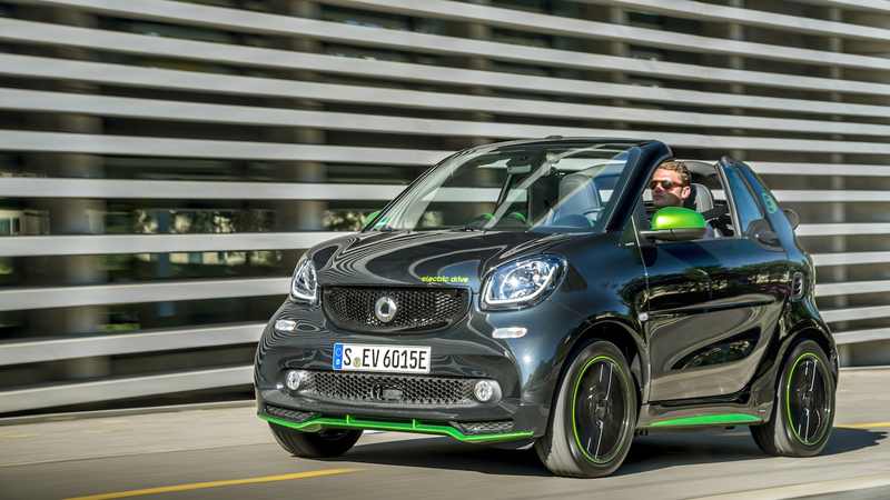 Smart Fortwo Cabrio Electric Drive: it&rsquo;s summer time!