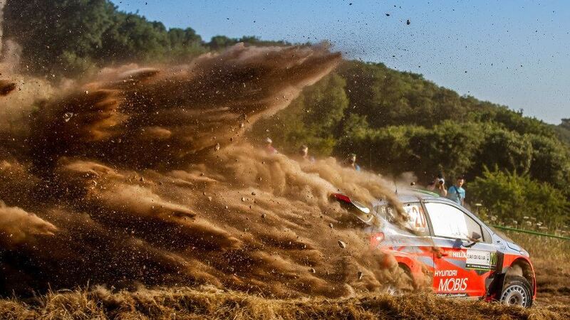 WRC Italia Sardegna: a Cagliari-Prokop Spettacolo. Primi fuochi d&rsquo;artificio di Hyundai