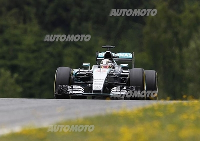 F1, Gp Austria 2015: pole per Hamilton. Vettel terzo