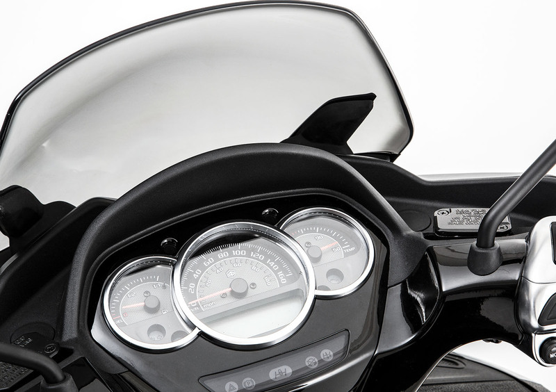 Piaggio MP3 Mp3 300 Yourban (2017 - 19) (4)