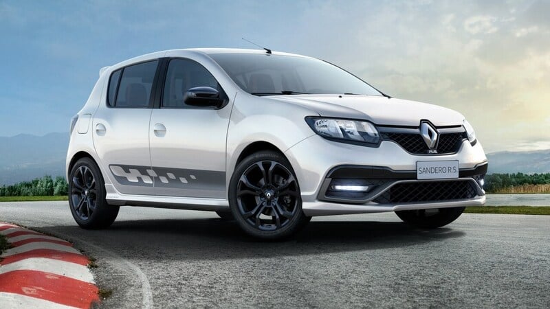 Renault Sandero R.S. 2.0, la sportiva che non ti aspetti