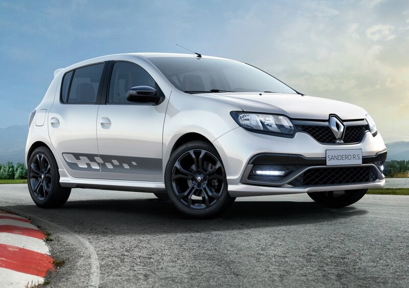 Renault Sandero R.S. 2.0, la sportiva che non ti aspetti