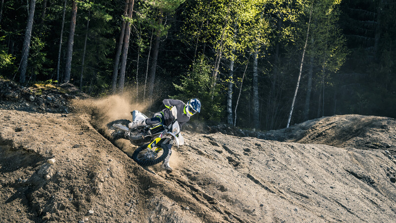 Husqvarna Enduro 2018. Arriva l&#039;iniezione sulle TE250i e TE300i a 2T