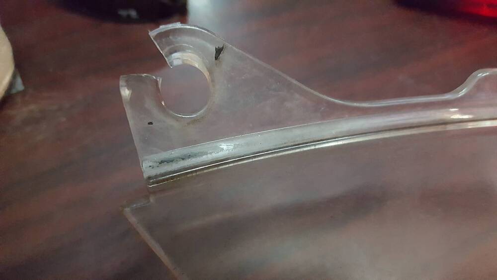 Parabrezza Originale Suzuki (2)