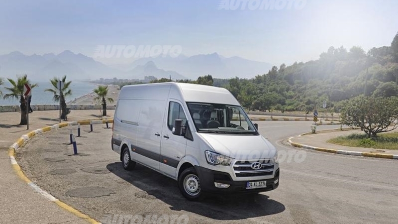 Hyundai H350, la Casa coreana debutta tra i veicoli commerciali