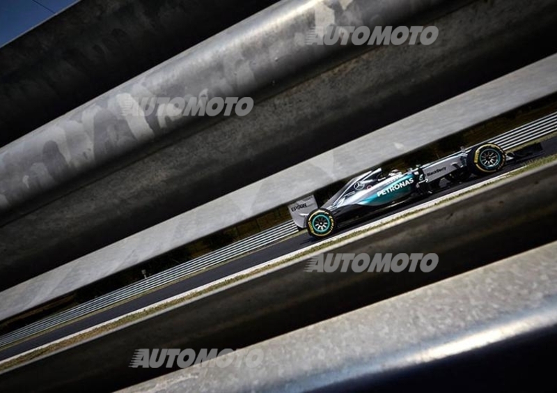 F1, Gp Ungheria 2015: pole per Hamilton. Vettel terzo