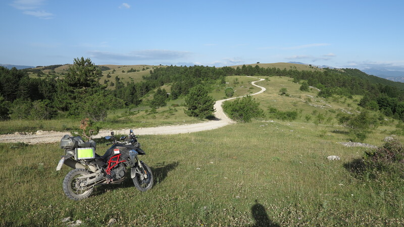 Gibraltar Race, giornata 7 - forature, imprevisti e cadute
