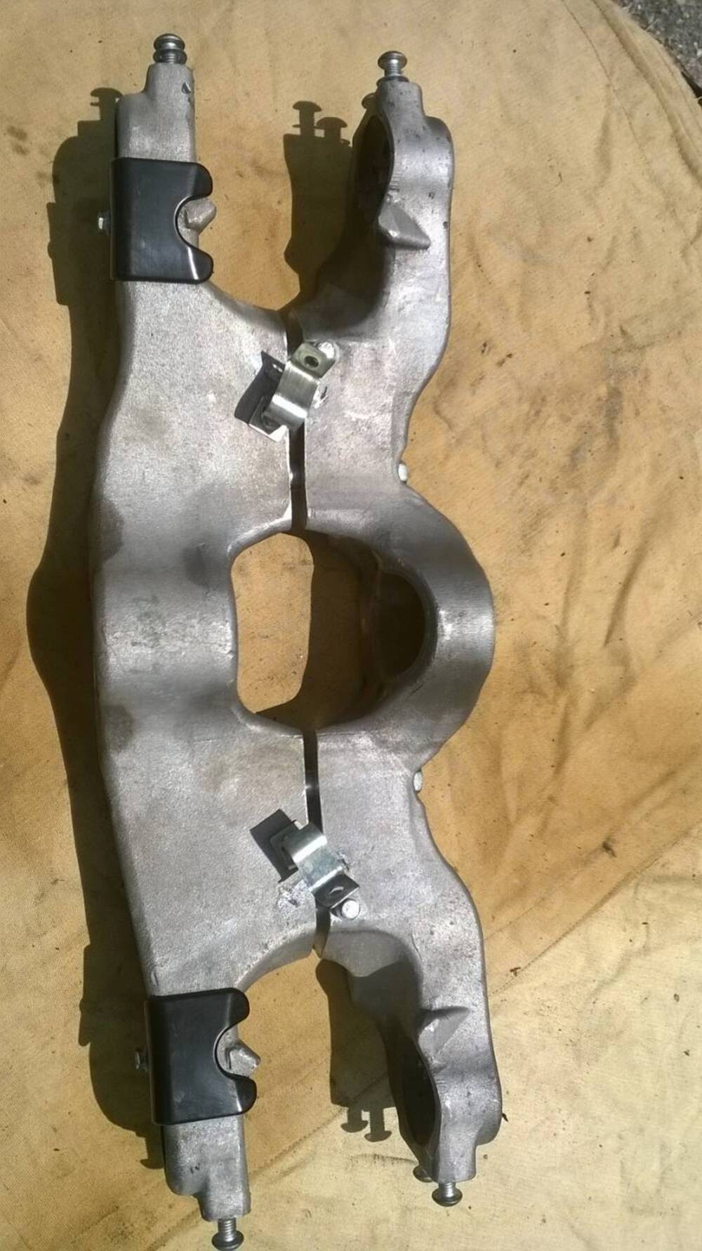 Piastra Sup Forcella MP3 Piaggio (8)