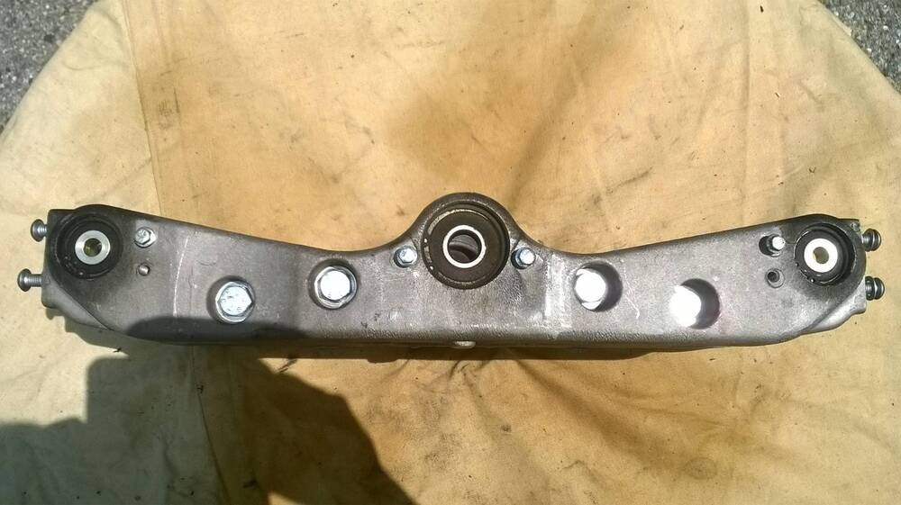 Piastra Inf Forcella MP3 Piaggio (6)