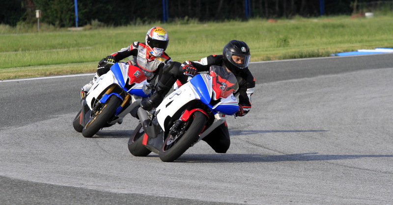 LifeMotorcycle: tour and racetrack experience