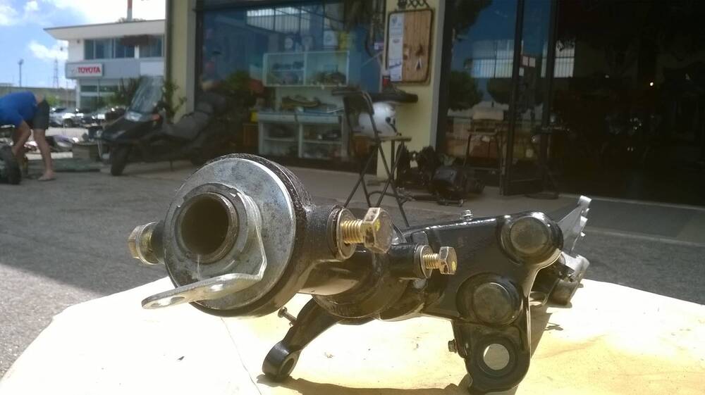 Forcella Destra MP3 250 Piaggio (10)